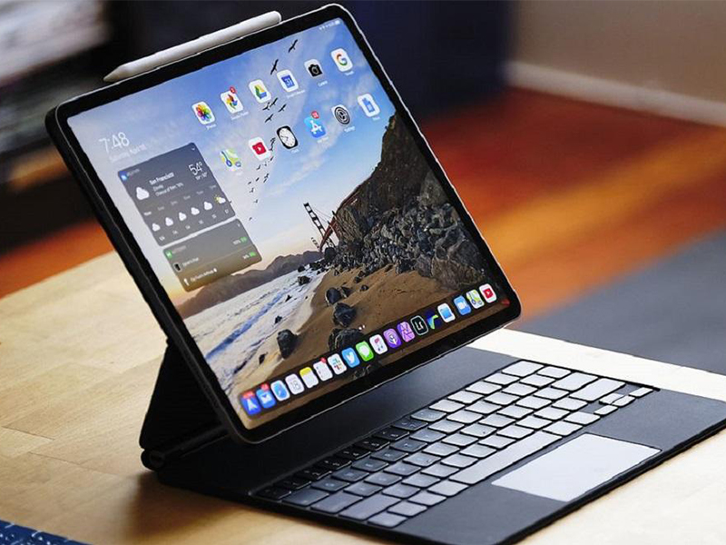 D&ugrave;ng iPad Pro 2021 l&agrave;m việc